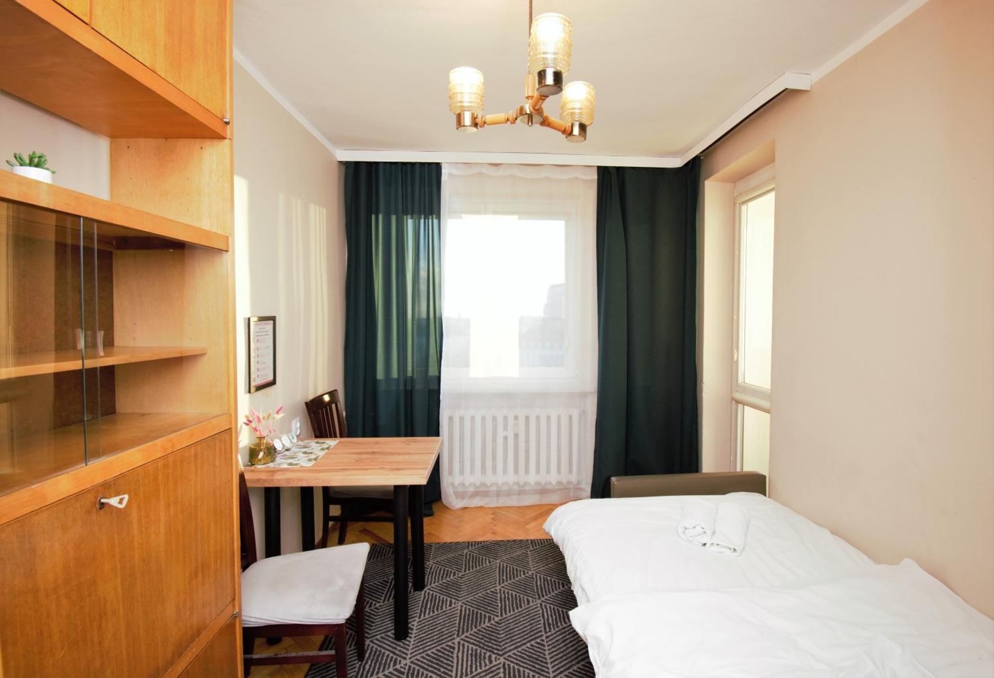 Apartamento Roomspoznan Pl - Powstancow Wielkopolskich 23 - 24h Self Check-in